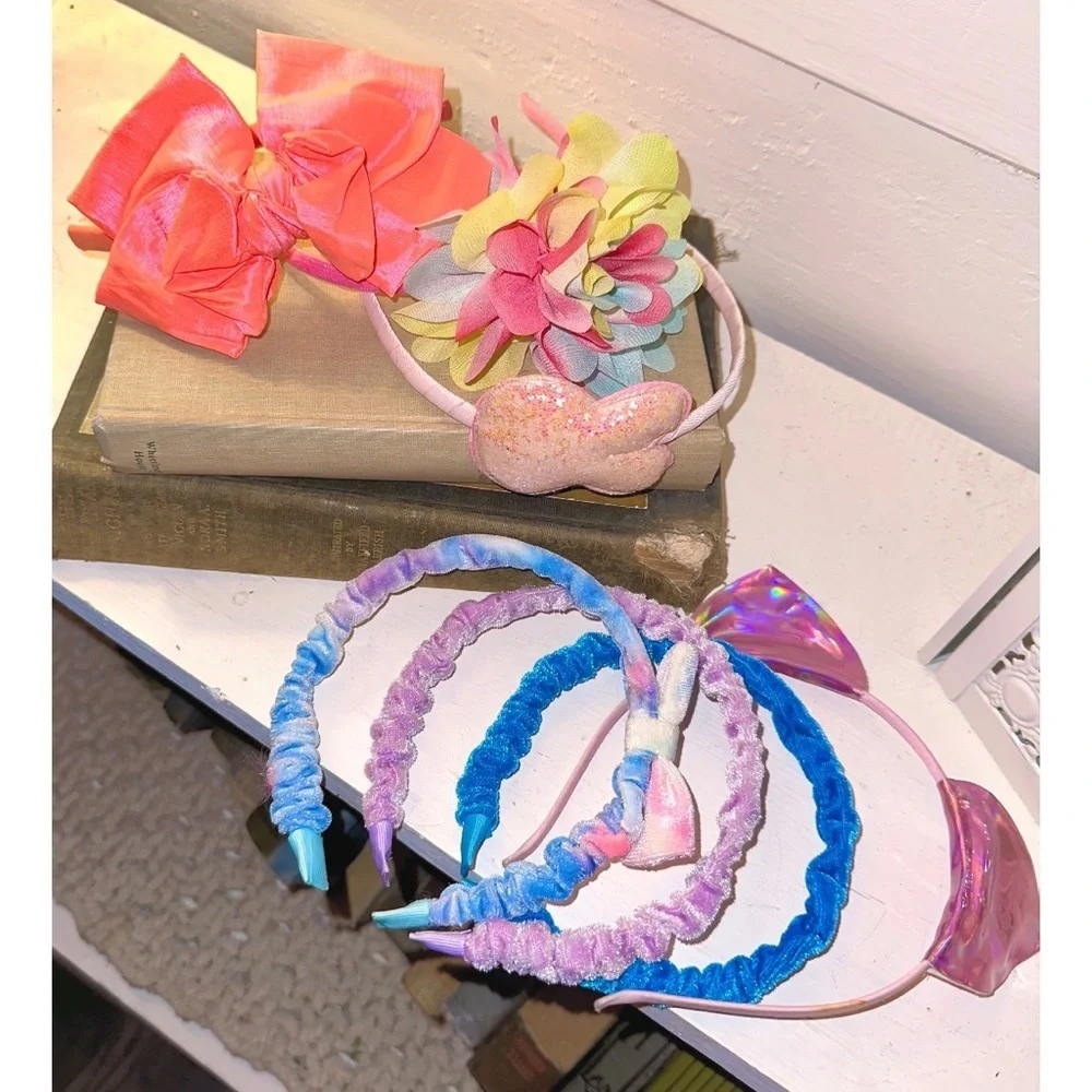 Bundle of girls headbands & clips